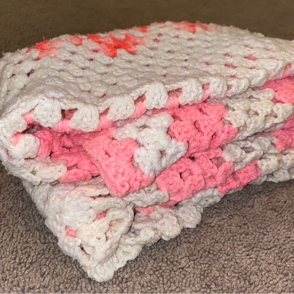 Handknit Crochet Throw Blanket 42X42” - Picture 12 of 13